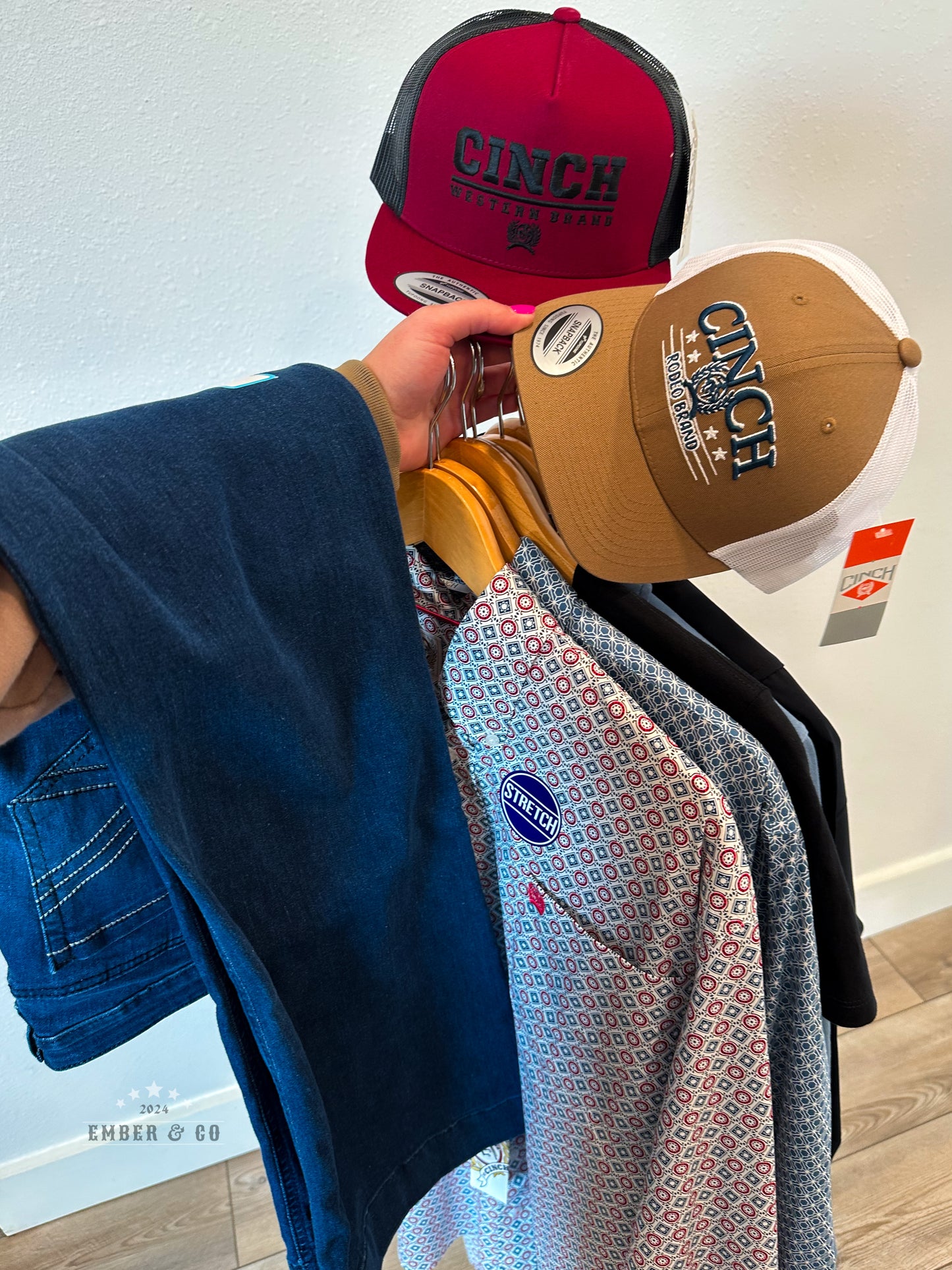 Men's Cinch White Geo Print Button LS