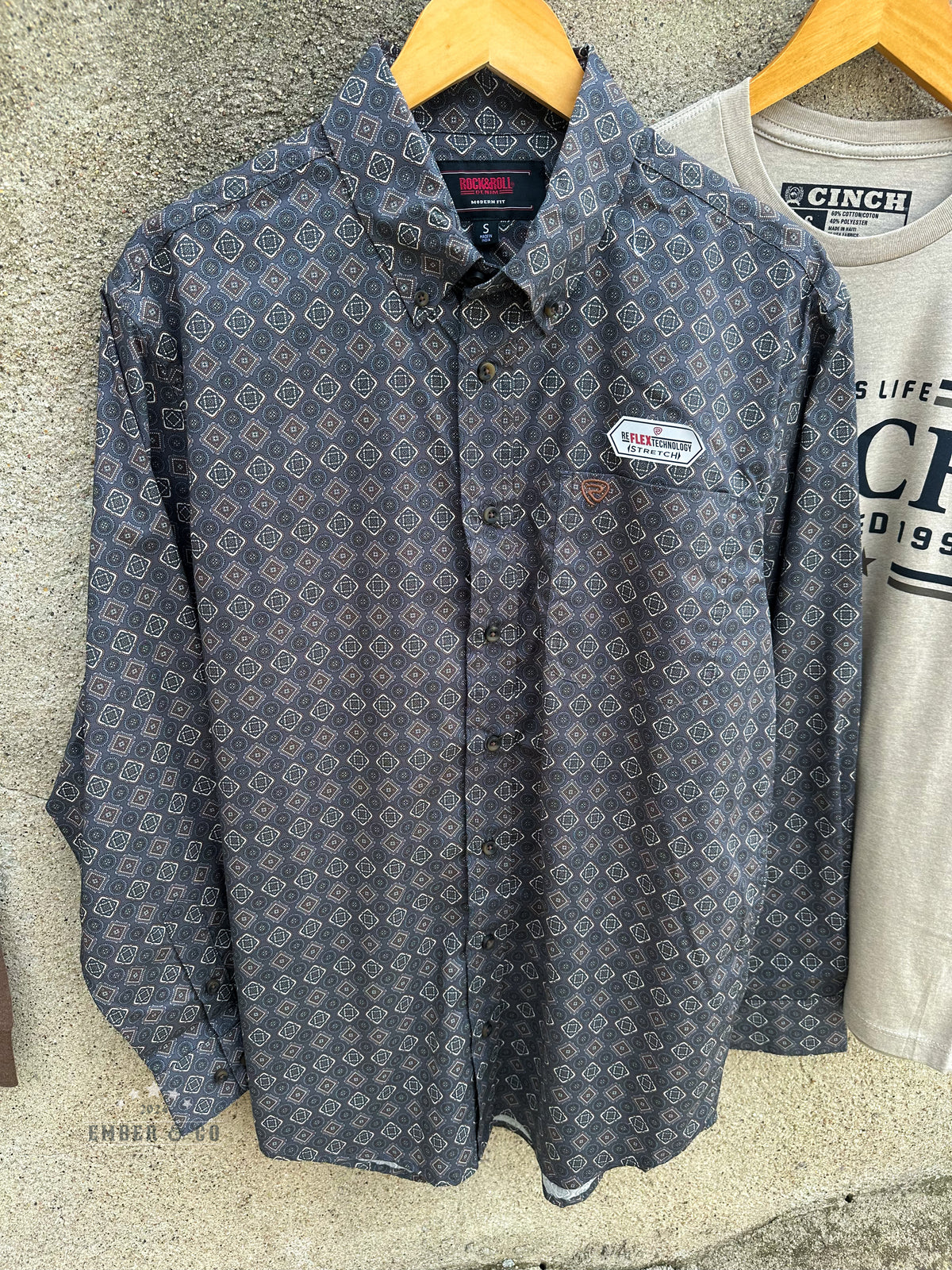 Men's Medallion LS Button Up