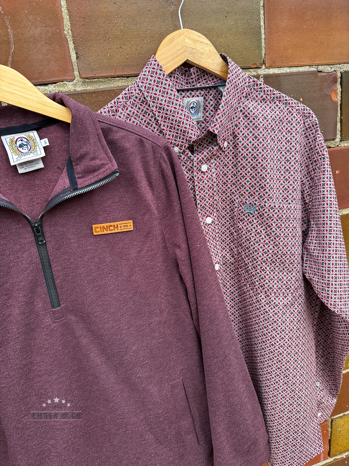 Men's Burgundy Star Print LS Button-Up