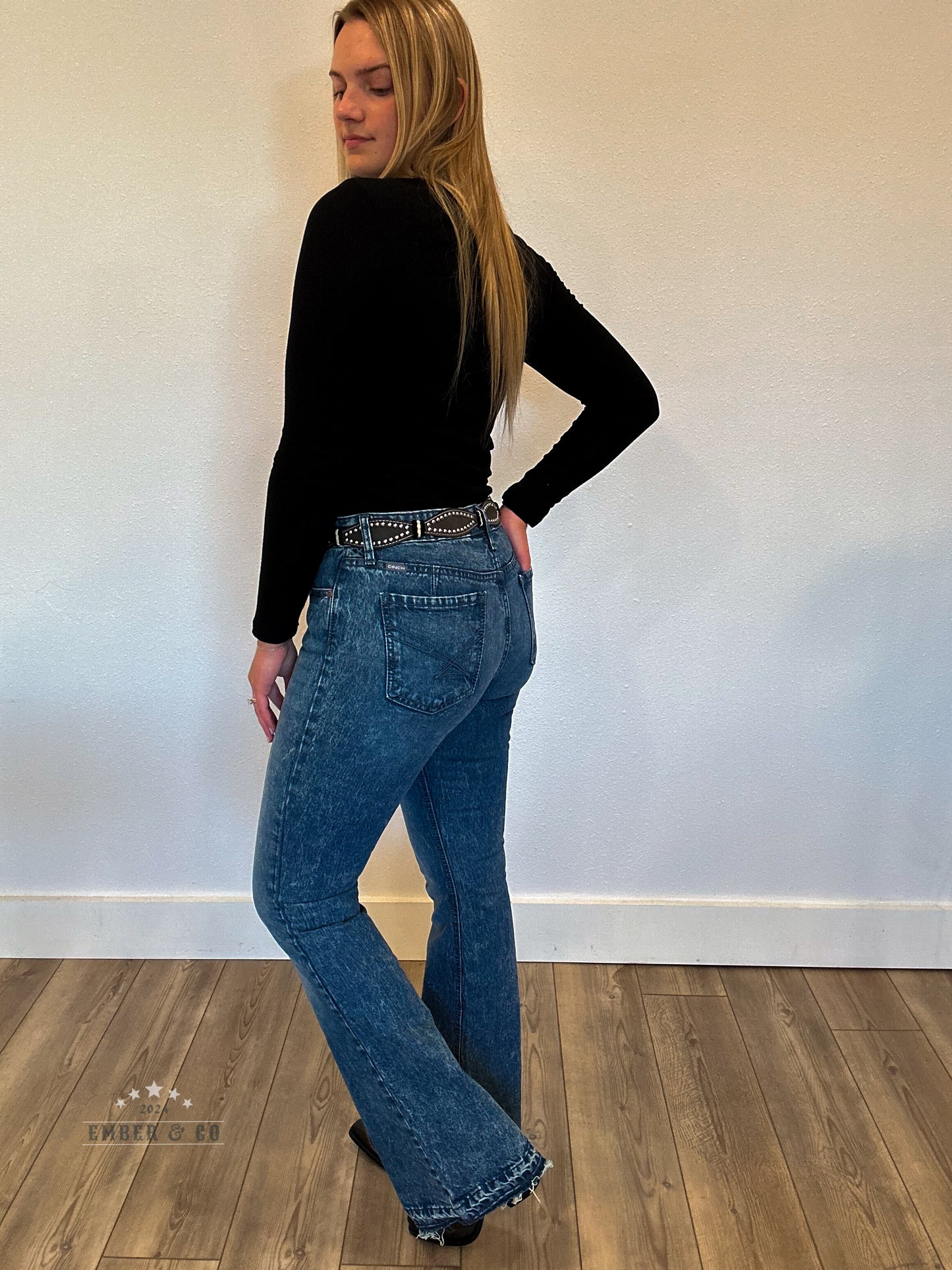 Lynden Light Stone Trouser