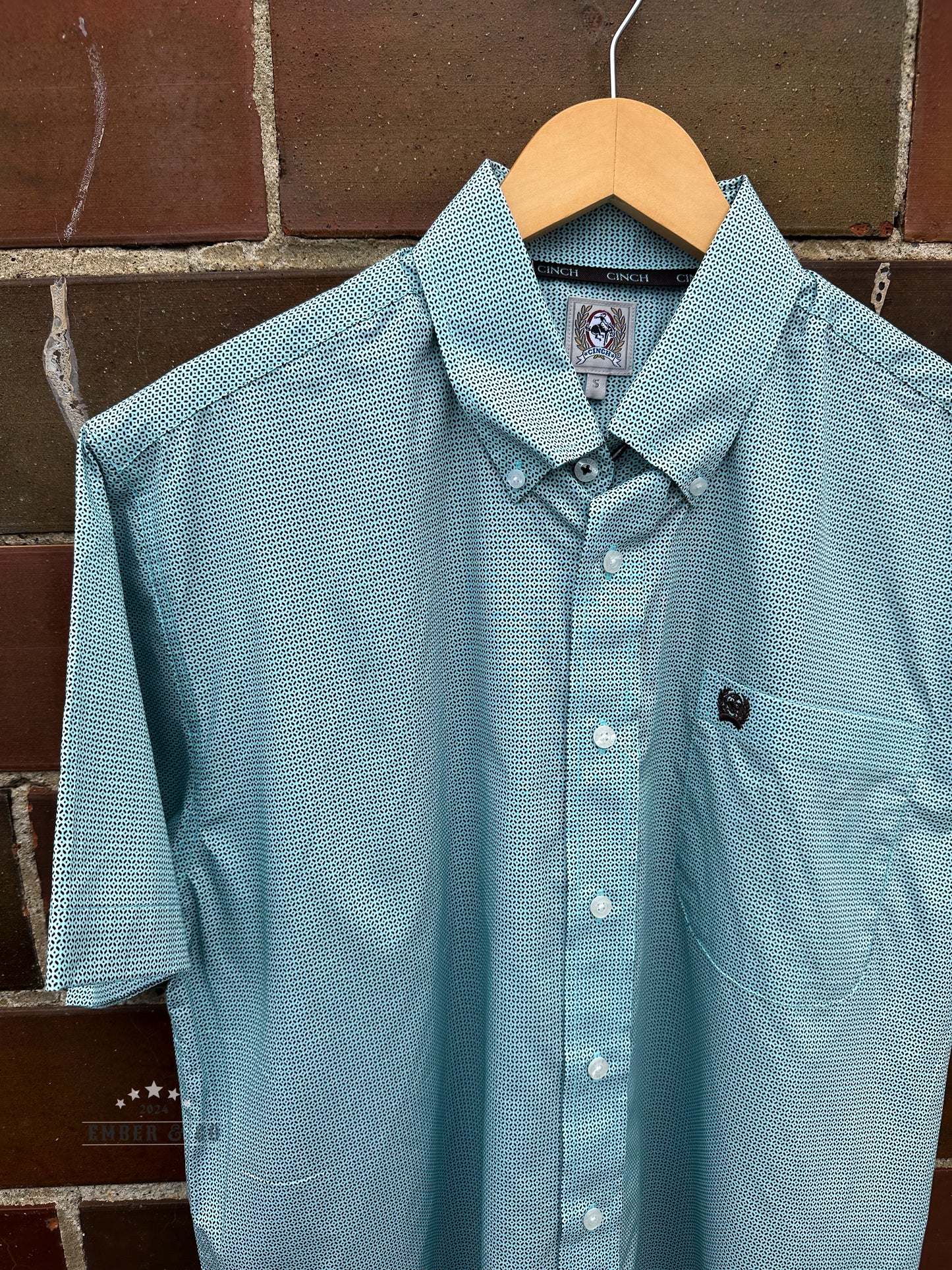Men's Cinch Light Short Sleeve Button