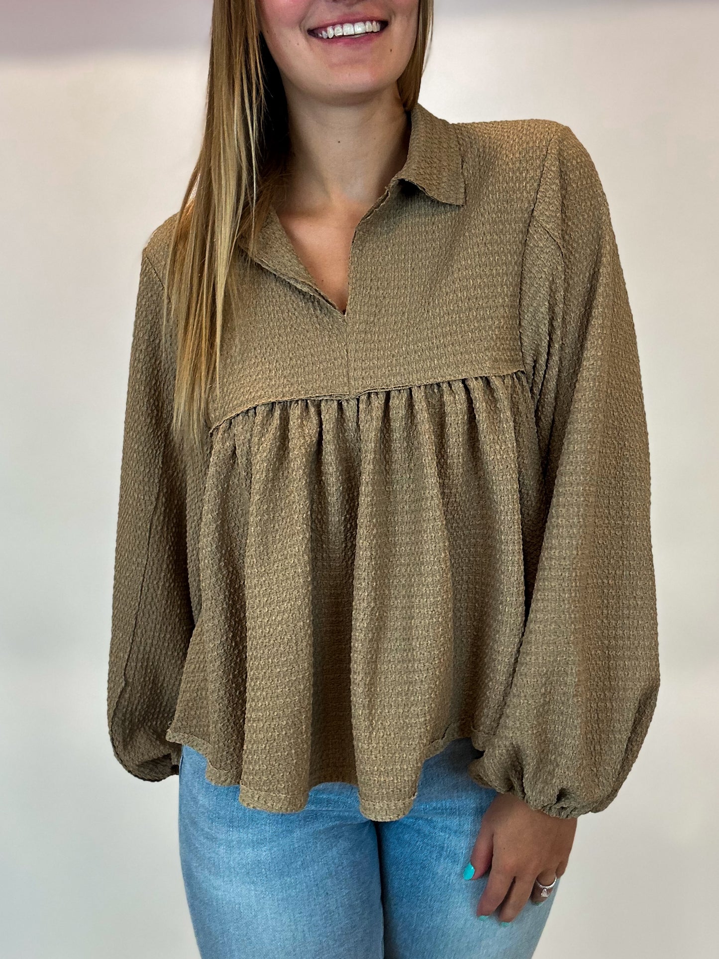 Collared Pleating Top