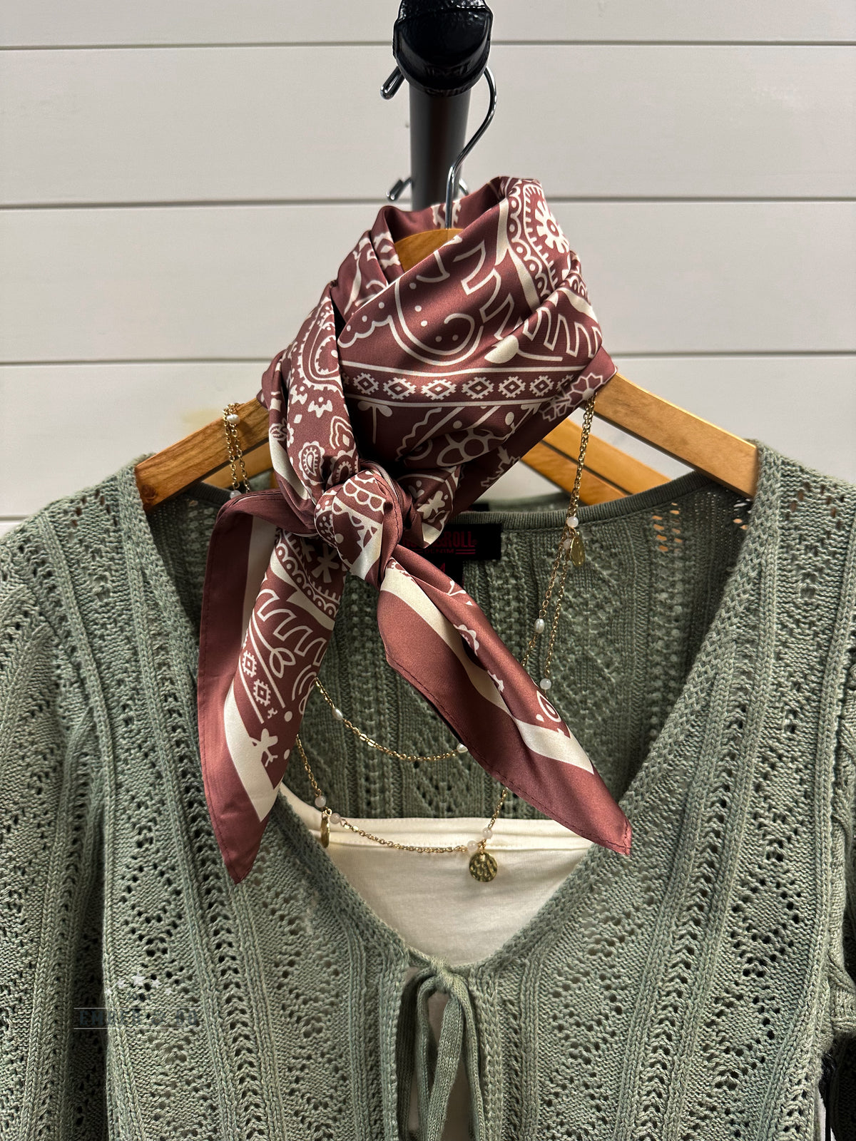 Mauve Paisley Wild Rag